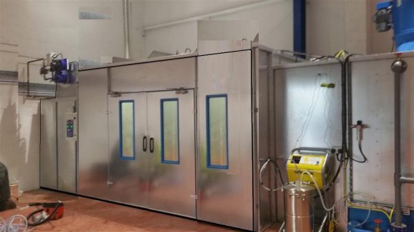 large spray booths-2